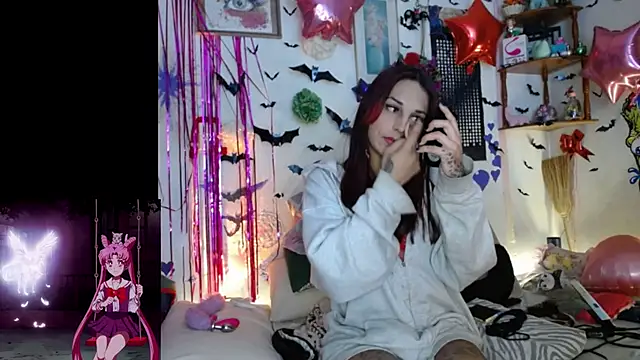 Snapshot of purplekattlyn chatting on 23, 2, 2026 purplekattlyn online show from 23, 2, 2026