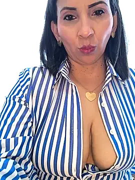 Snapshot of Mrsvictoriaaa chatting on 11, 10, 2025 Mrsvictoriaaa online show from 11, 10, 2025
