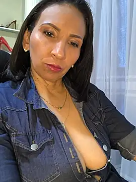 Mrsvictoriaaa online show from 26, 6, 2026