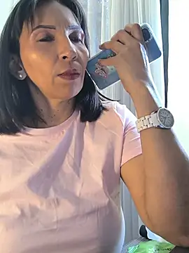 Mrsvictoriaaa online show from 16, 7, 2026