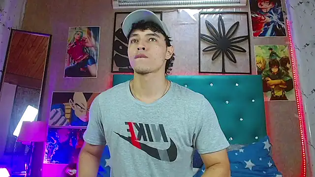 Snapshot of LiamAndrewzz chatting on 5, 11, 2025 LiamAndrewzz online show from 5, 11, 2025