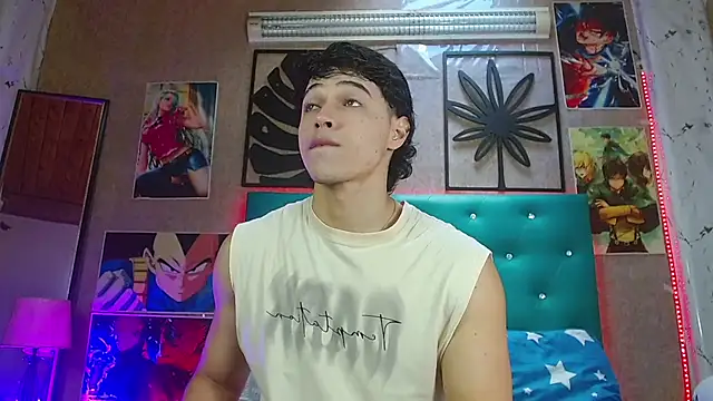 Snapshot of LiamAndrewzz chatting on 26, 11, 2025 LiamAndrewzz online show from 26, 11, 2025