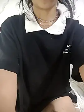 Snapshot of ElaRuil69 chatting on 24, 10, 2025 ElaRuil69 online show from 24, 10, 2025