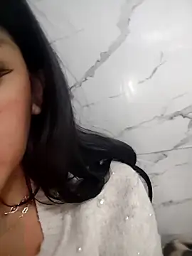 Snapshot of ElaRuil69 chatting on 25, 10, 2025 ElaRuil69 online show from 25, 10, 2025