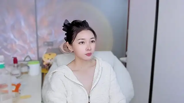 Snapshot of A_dabo chatting on 14, 12, 2025 A dabo online show from 14, 12, 2025