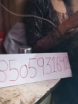 Snapshot of Dolly_b chatting on 17, 2, 2025 Dolly b online show from 17, 2, 2025