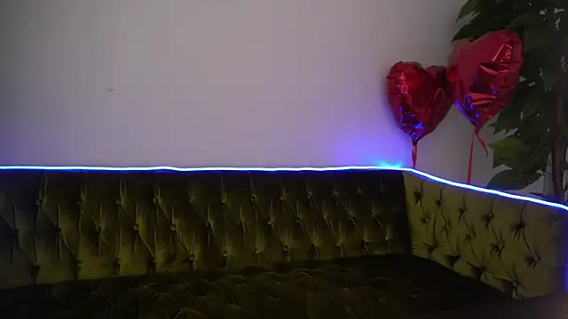 PaigePrado online show from 8, 3, 2025