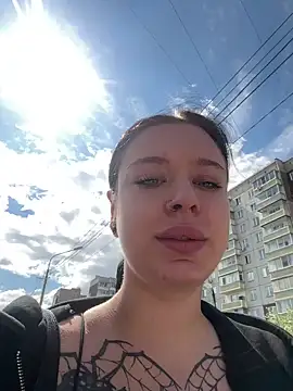 AlishaPrettyBlade online show from 31, 5, 2026