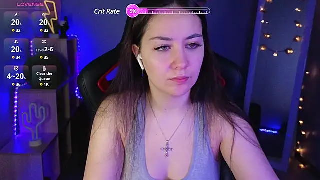 Snapshot of AshleySkott_ chatting on 7, 3, 2025 AshleySkott online show from 7, 3, 2025