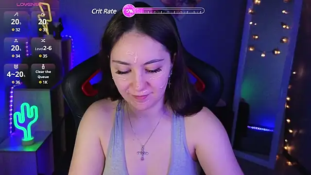 Snapshot of AshleySkott_ chatting on 8, 3, 2025 AshleySkott online show from 8, 3, 2025