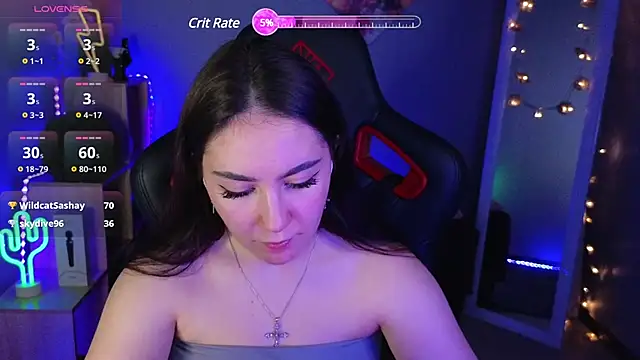 Snapshot of AshleySkott_ chatting on 10, 3, 2025 AshleySkott online show from 10, 3, 2025