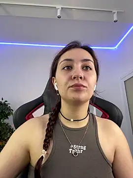 Snapshot of AshleySkott_ chatting on 17, 10, 2025 AshleySkott online show from 17, 10, 2025