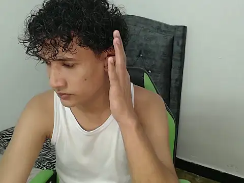 Snapshot of Boy_coll chatting on 9, 3, 2026 Boy coll online show from 9, 3, 2026