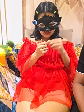 RealcoupleP online show from 5, 4, 2026