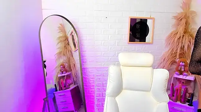 Danny Luxx online show from 8, 3, 2025