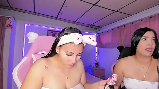 Cristal Smith20 online show from 6, 3, 2026