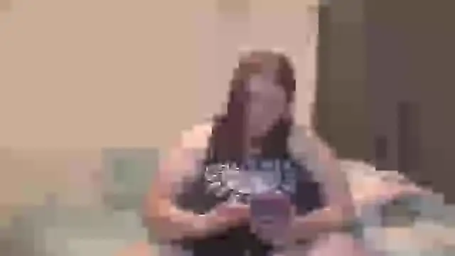 Snapshot of BubblyMoonie chatting on 22, 2, 2025 BubblyMoonie online show from 22, 2, 2025
