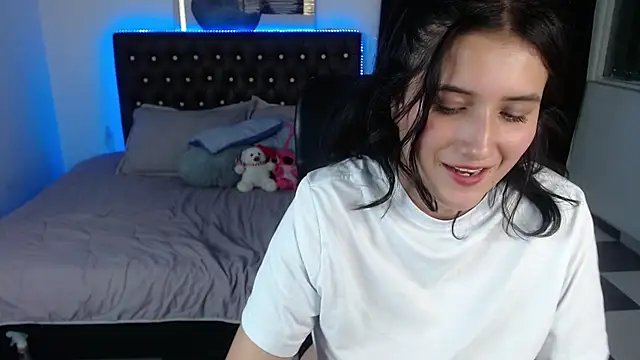 amy royale online show from 26, 2, 2025