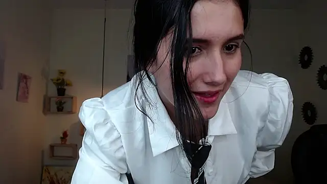 amy royale online show from 15, 3, 2025