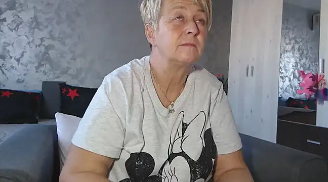 RosesandLillies online show from 9, 3, 2025