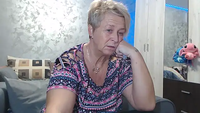 RosesandLillies online show from 13, 11, 2025