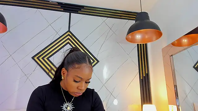 EmilyDiaaz online show from 11, 10, 2025