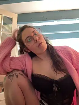 Snapshot of Rosiee69_ chatting on 2, 3, 2025 Rosiee69 online show from 2, 3, 2025