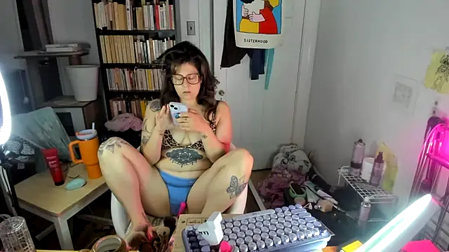 Snapshot of Rosiee69_ chatting on 9, 10, 2025 Rosiee69 online show from 9, 10, 2025