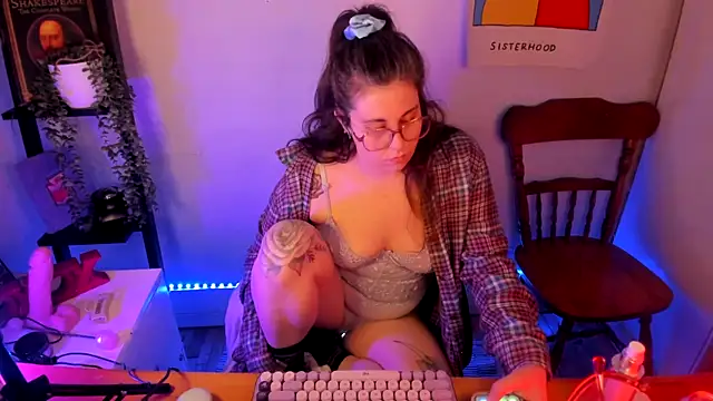 Rosiee69  online show from 24, 3, 2026