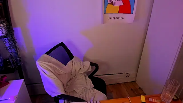 Rosiee69  online show from 3, 4, 2026