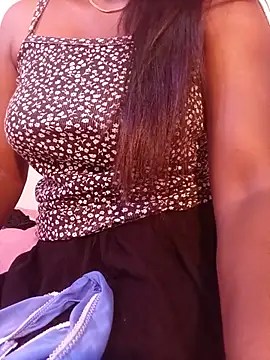 Snapshot of Crazy_Dilu chatting on 23, 6, 2026 Crazy Dilu online show from 23, 6, 2026