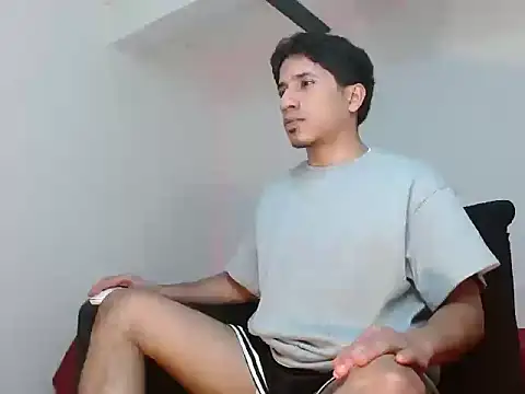 Snapshot of AngelHil chatting on 16, 11, 2025 AngelHil online show from 16, 11, 2025