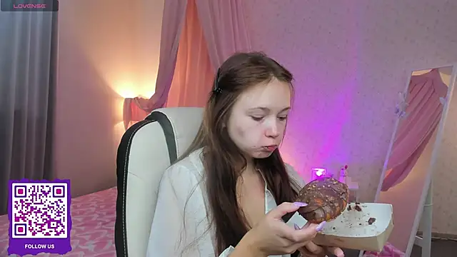 boozekirs  online show from 14, 9, 2025