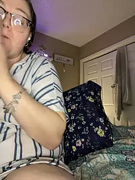 Snapshot of HTXBELLE chatting on 28, 2, 2025 HTXBELLE online show from 28, 2, 2025