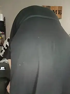 Snapshot of HTXBELLE chatting on 29, 10, 2025 HTXBELLE online show from 29, 10, 2025