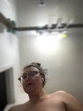 HTXBELLE online show from 14, 5, 2026
