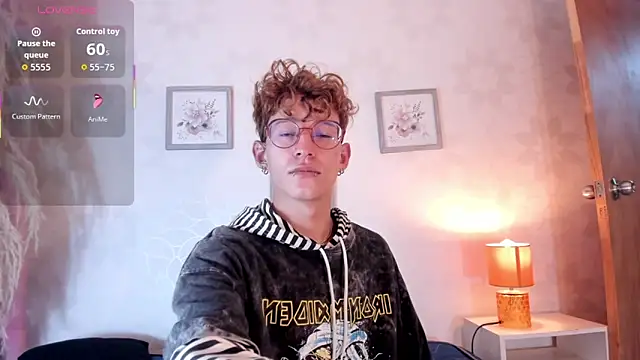 iiangel  online show from 21, 11, 2025