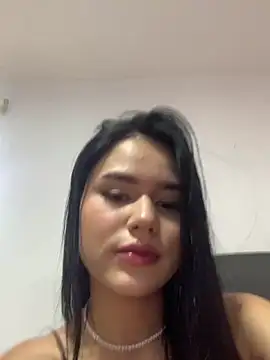 Snapshot of Emily-Carter chatting on 31, 10, 2025 Emily-Carter online show from 31, 10, 2025