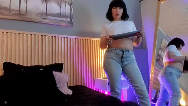 Snapshot of lilith_catt chatting on 2, 10, 2025 lilith catt online show from 2, 10, 2025