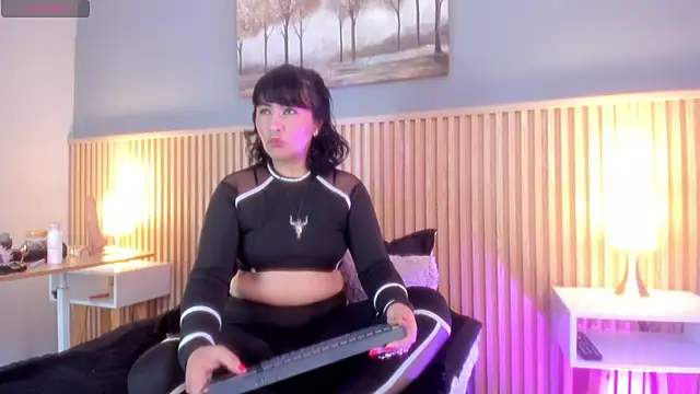Snapshot of lilith_catt chatting on 9, 10, 2025 lilith catt online show from 9, 10, 2025