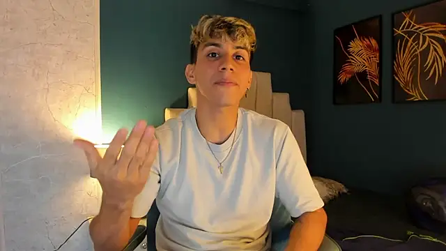 Allex Cano online show from 2, 3, 2025