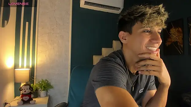 Allex Cano online show from 11, 3, 2025