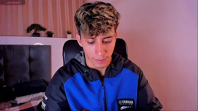 Allex Cano online show from 18, 3, 2025