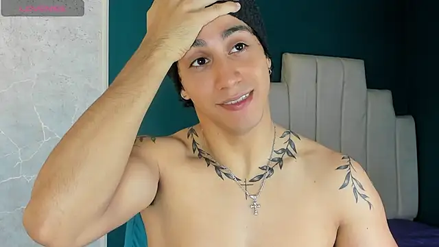 Allex Cano online show from 2, 10, 2025