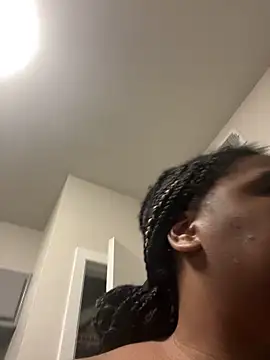 Snapshot of Deshay30 chatting on 19, 10, 2025 Deshay30 online show from 19, 10, 2025