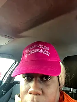 Snapshot of Deshay30 chatting on 9, 11, 2025 Deshay30 online show from 9, 11, 2025