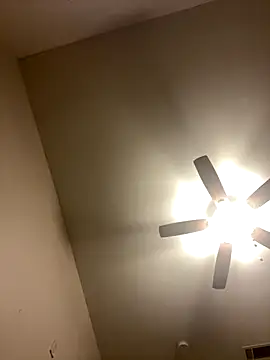 Snapshot of Deshay30 chatting on 29, 11, 2025 Deshay30 online show from 29, 11, 2025