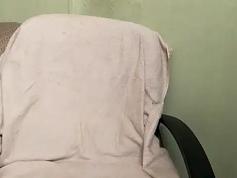 Snapshot of calme_odl1 chatting on 13, 9, 2025 calme odl1 online show from 13, 9, 2025