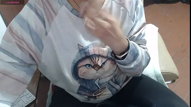 Sexyqueen mature  online show from 8, 3, 2025