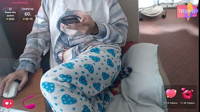 Sexyqueen mature  online show from 11, 3, 2025